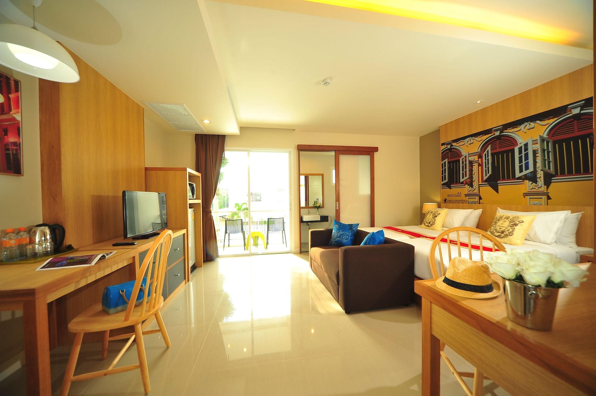 Ratana Hotel Rassada, Phuket Town- Sha Extra Plus Bagian luar foto