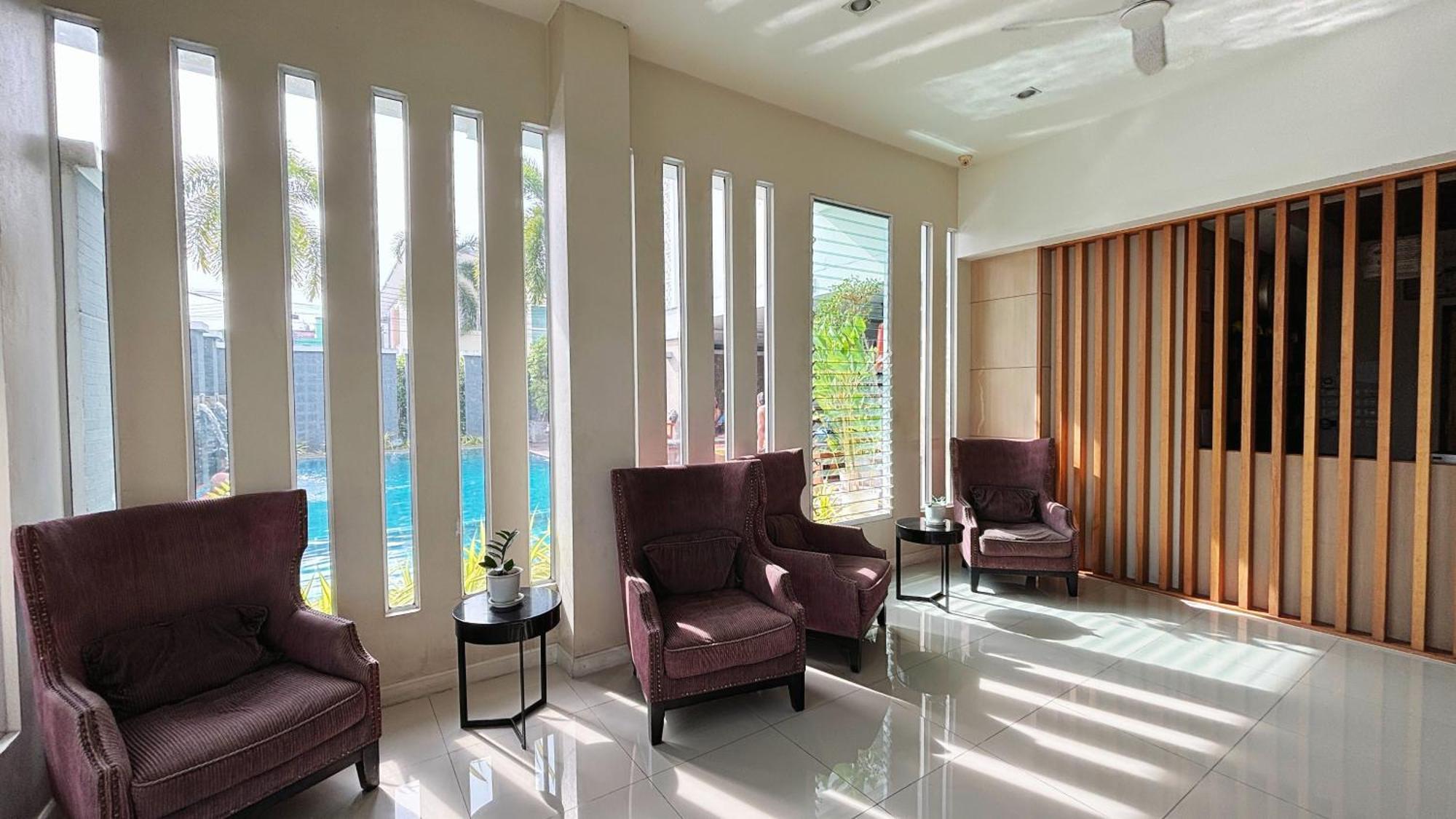 Ratana Hotel Rassada, Phuket Town- Sha Extra Plus Bagian luar foto