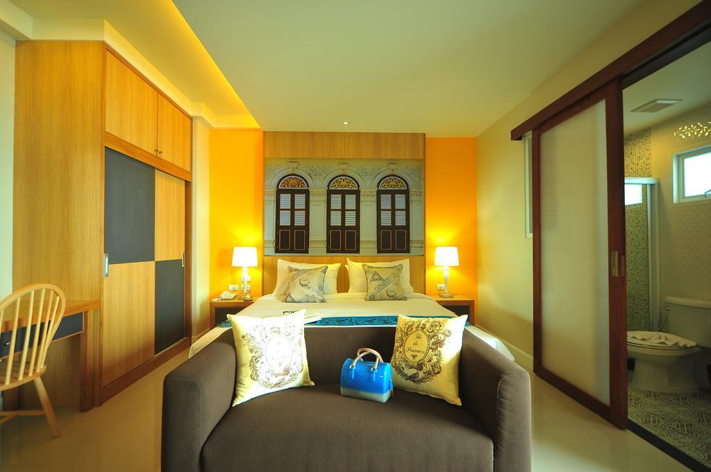 Ratana Hotel Rassada, Phuket Town- Sha Extra Plus Bagian luar foto