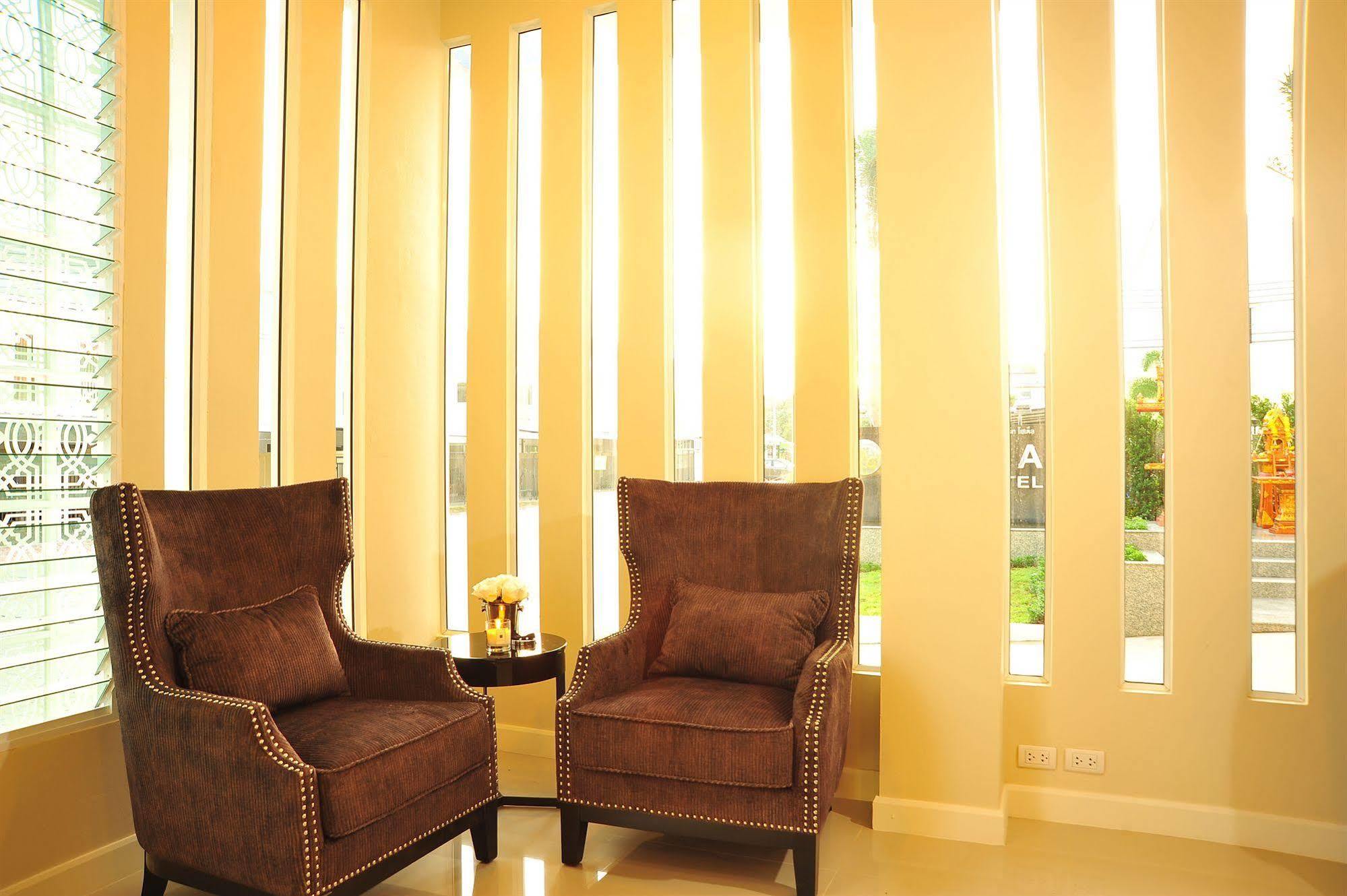 Ratana Hotel Rassada, Phuket Town- Sha Extra Plus Bagian luar foto