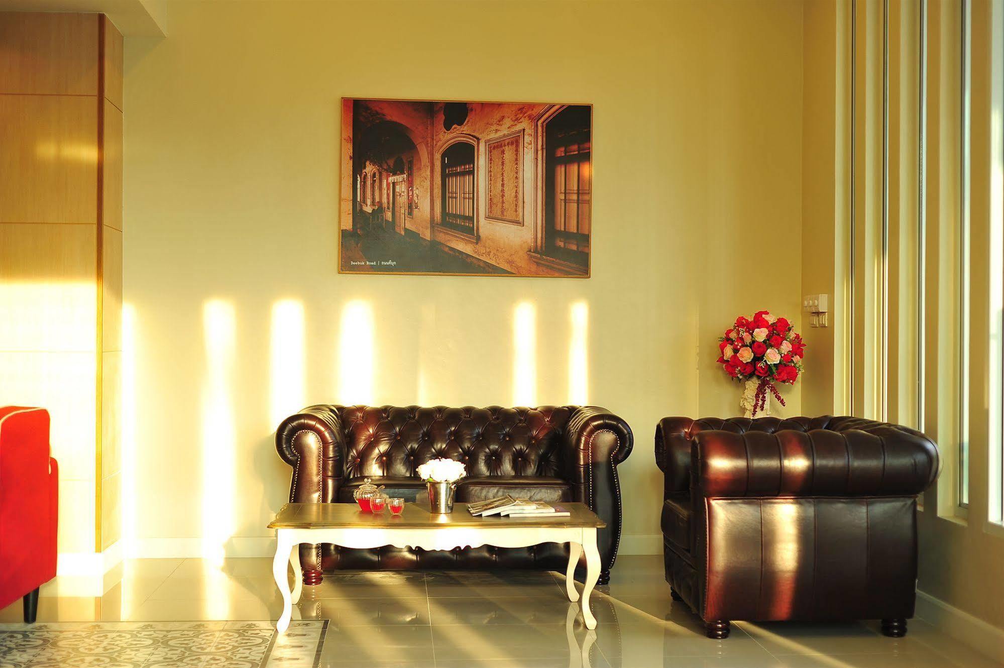 Ratana Hotel Rassada, Phuket Town- Sha Extra Plus Bagian luar foto