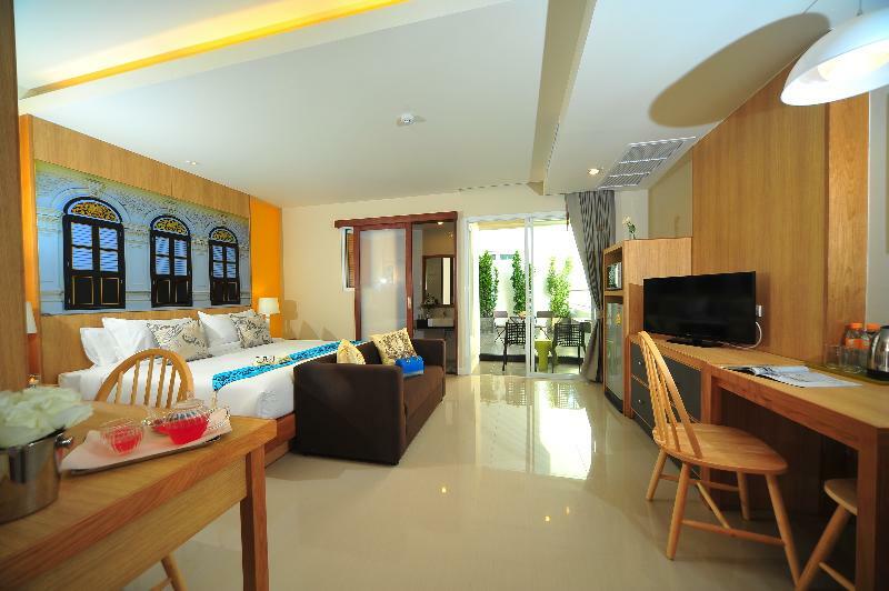 Ratana Hotel Rassada, Phuket Town- Sha Extra Plus Bagian luar foto